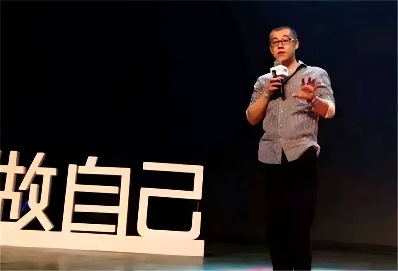李笑来：曾拥有10万枚比特币，套现135亿后，却称比特币是骗局