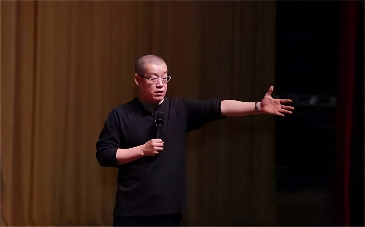 李笑来：曾拥有10万枚比特币，套现135亿后，却称比特币是骗局