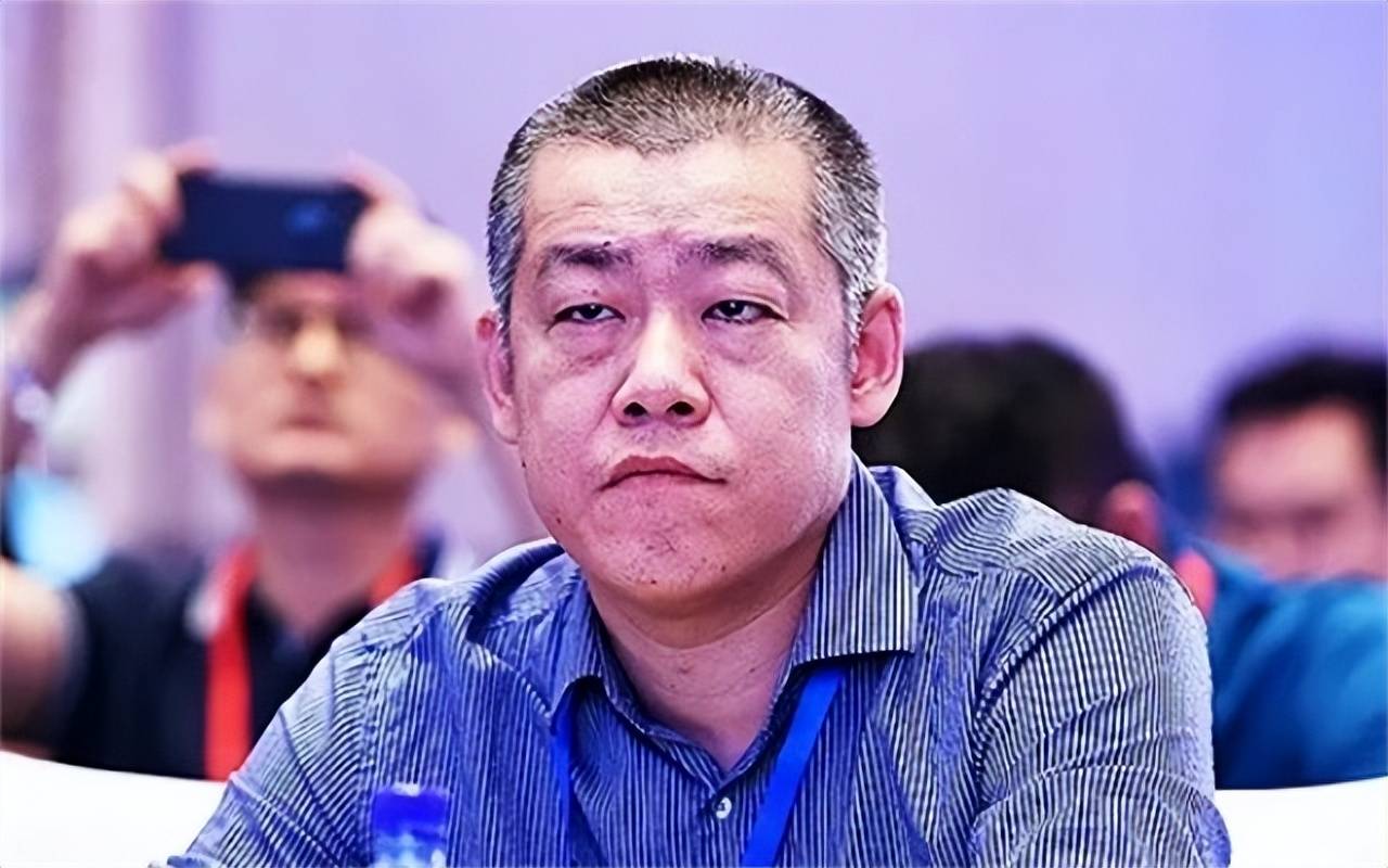 李笑来：曾拥有10万枚比特币，套现135亿后，却称比特币是骗局