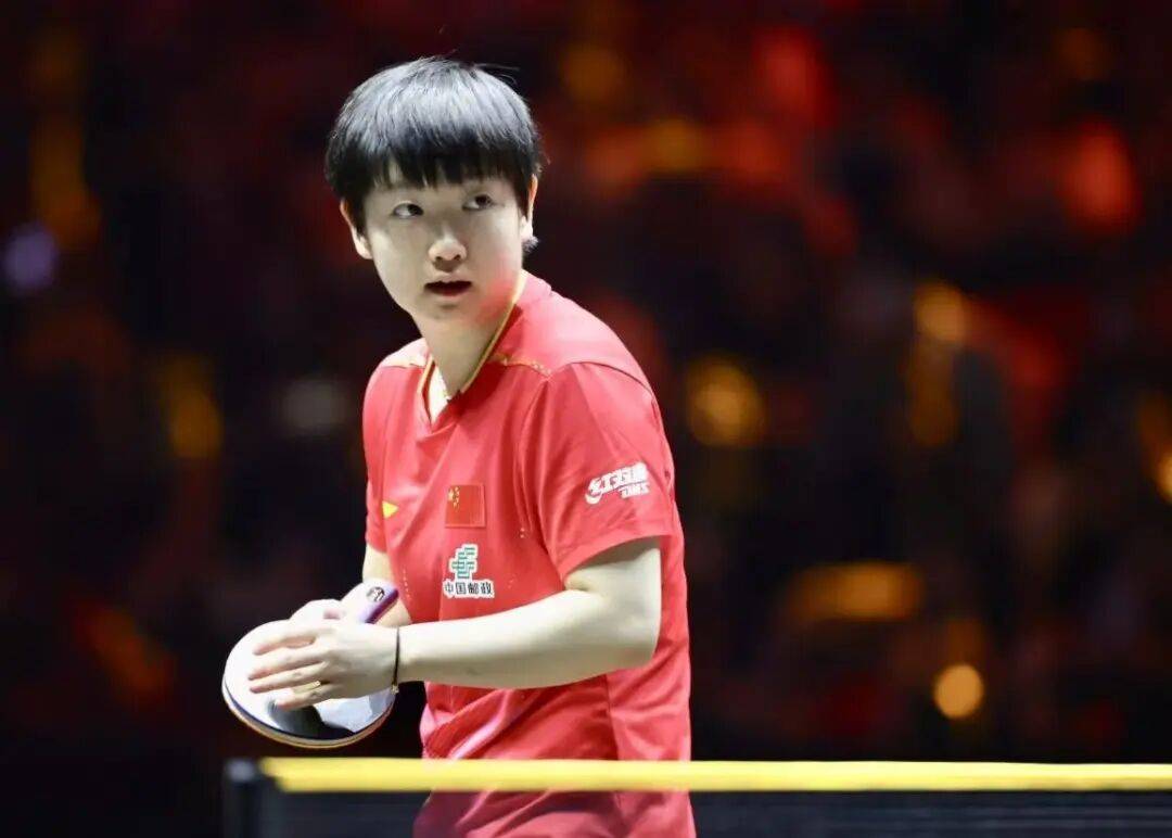 王艺迪完胜桥本，向鹏挺进8强 | WTT中国大满贯单打