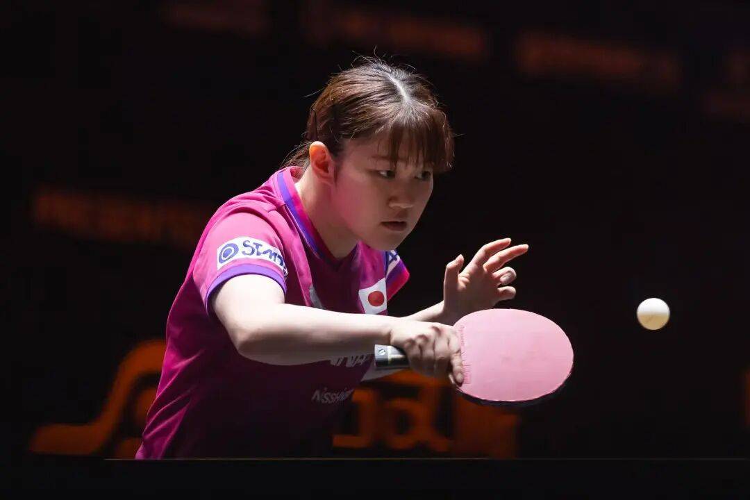 王艺迪完胜桥本，向鹏挺进8强 | WTT中国大满贯单打
