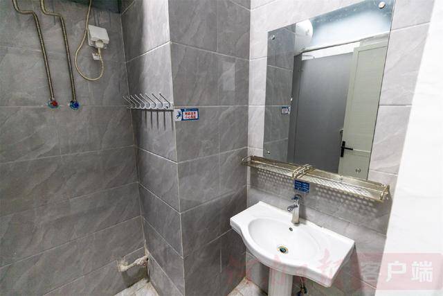 从8人间到夫妻房，郑州富士康员工幸福安居“进行时”