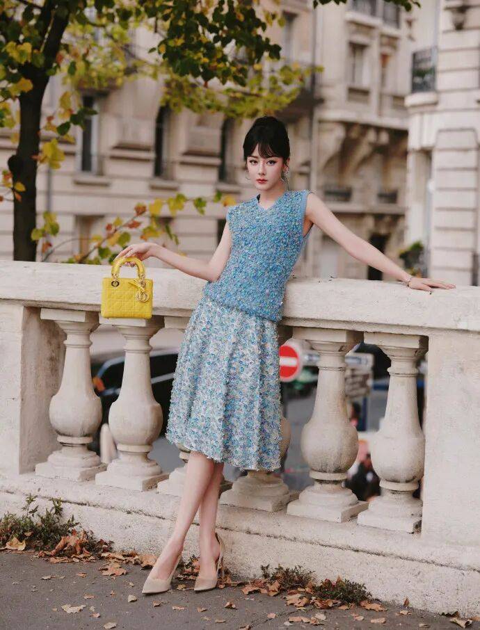 时装周上的女明星，秋冬氛围感一键封顶！