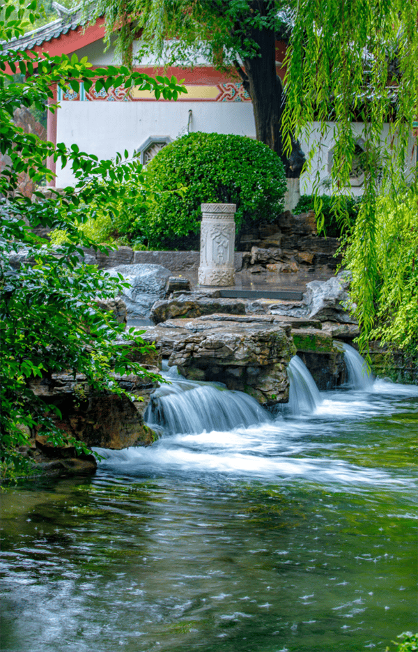 秋色满城 历下有约丨雨润泉城，双节同庆，天下第一泉邀您共赏烟雨诗画
