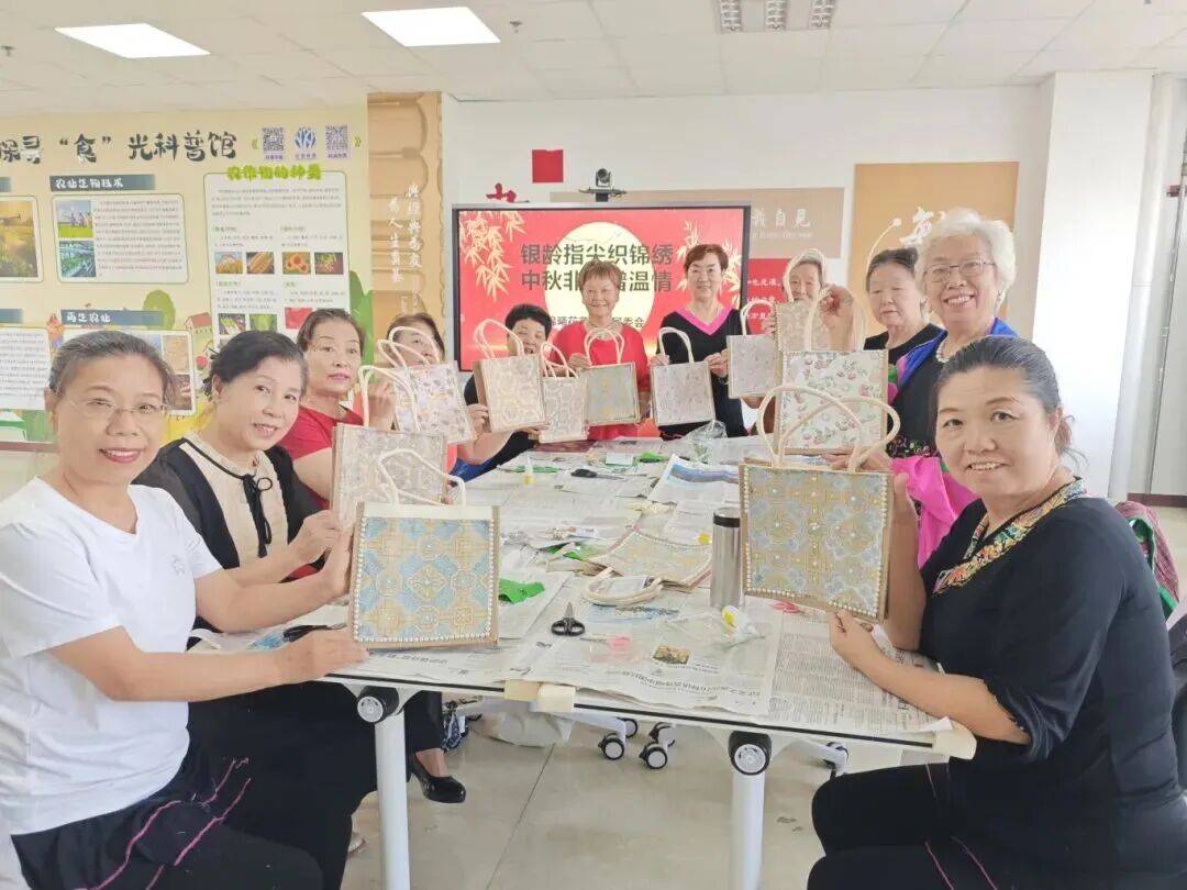 月圆中秋 情系两岸——各区组织丰富多彩活动与台胞共迎中秋