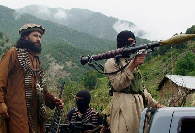 不消灭恐怖分子，还和印度眉来眼去？巴基斯坦对阿富汗忍无可忍