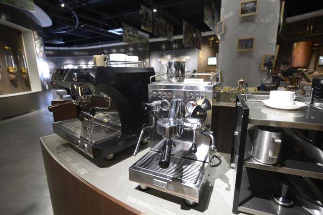 四中全会精神在基层丨记者手记：不产一粒生豆，昆山何以打造千亿元级咖啡产业？