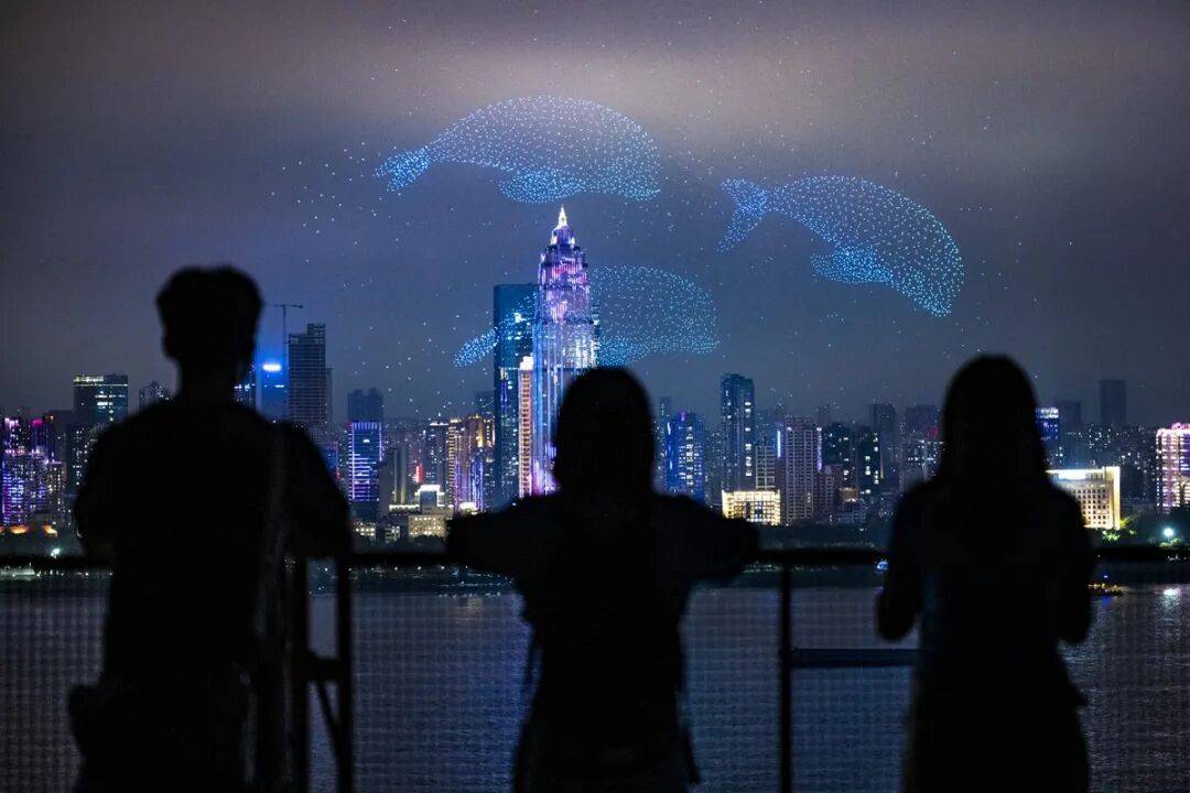 消费十强城市洗牌，中西部的逆袭？