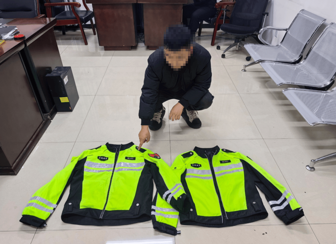 8人穿“警服”为婚礼开路？警方通报