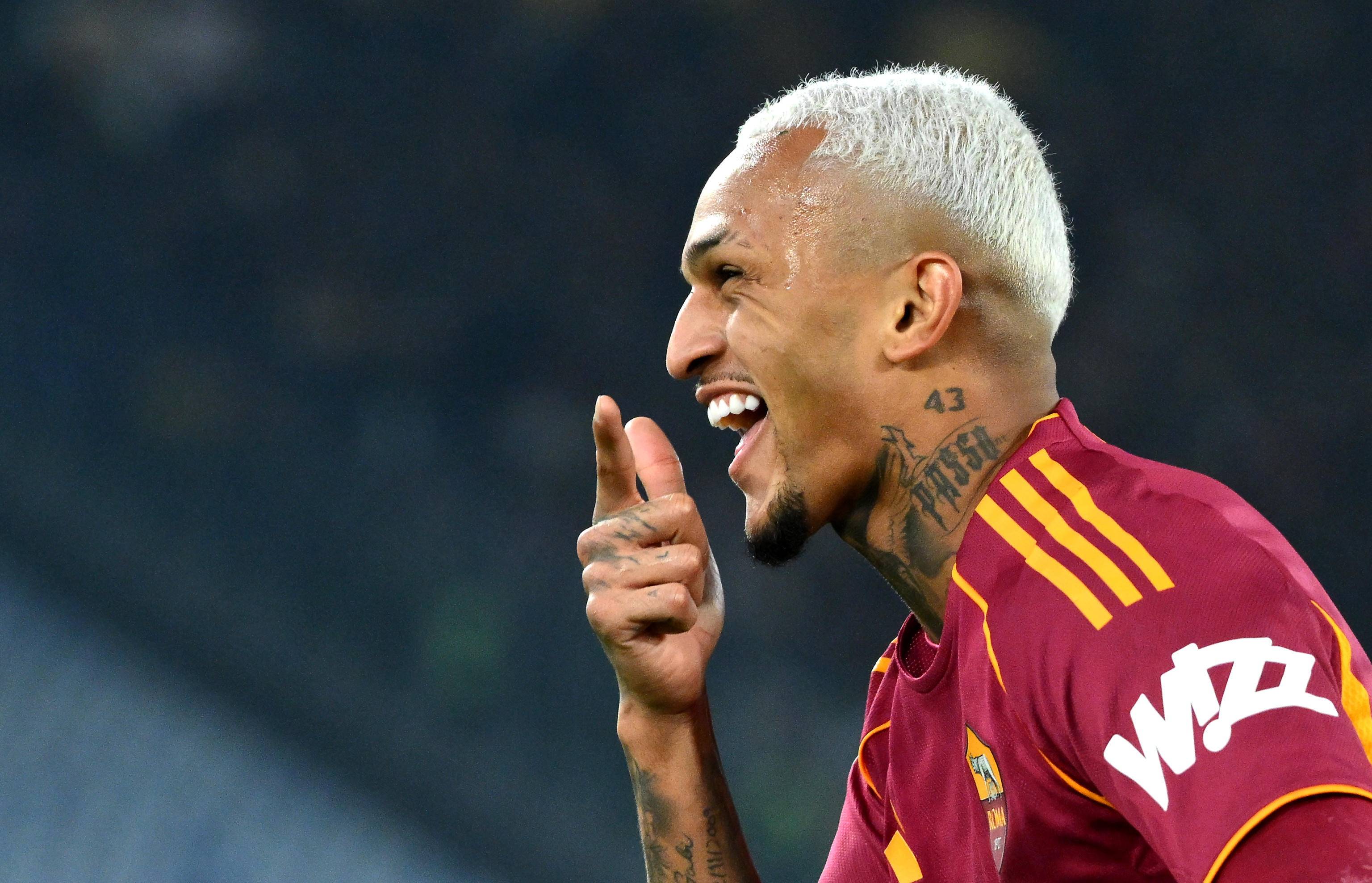 （外代二线）足球——意甲：罗马胜科莫